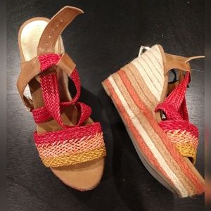 Woman's Wedge Shoes / Sandals